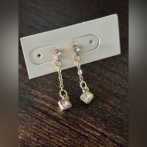 Elegant Gold Tone Dangle Earrings